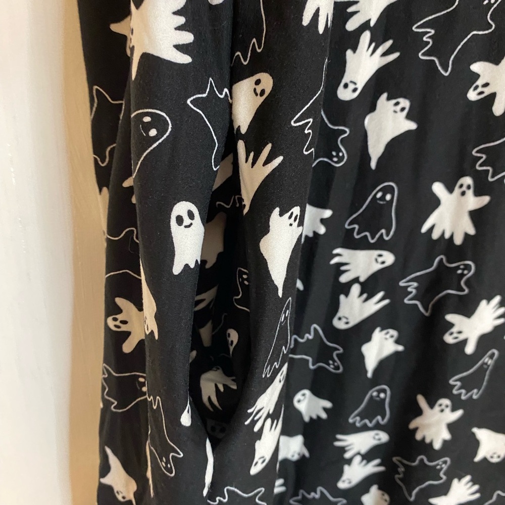 Ghost Dress - Picture 3 of 5